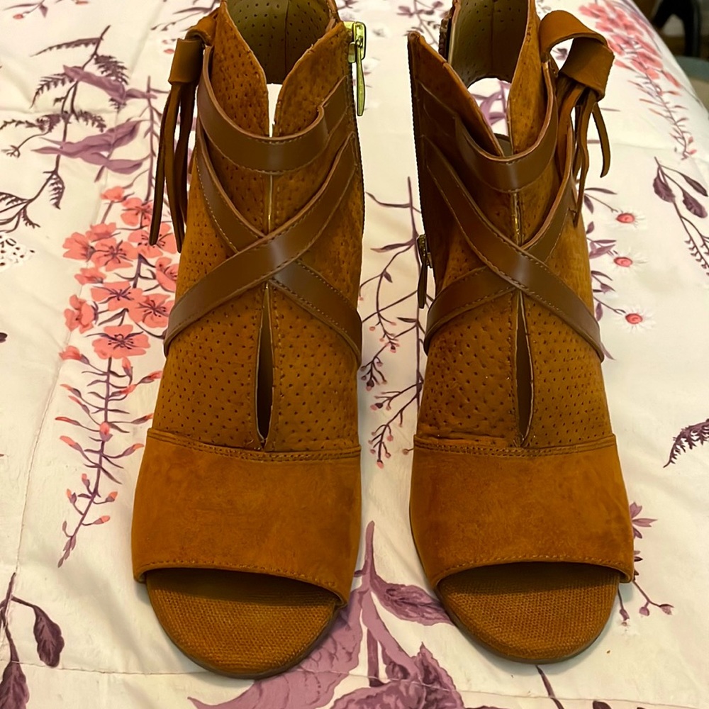 Whiskey color booties